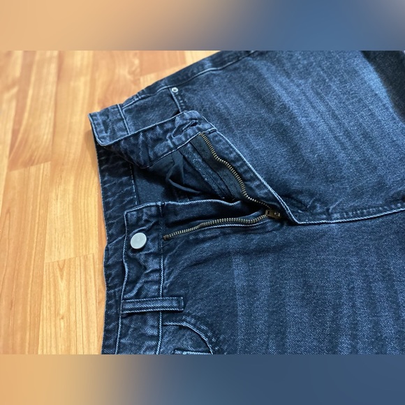 Shorts - Picture 6 of 6